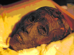 Pharao Tutankhaten, in dessen Grabbeigaben Rotwein gefunden wurde