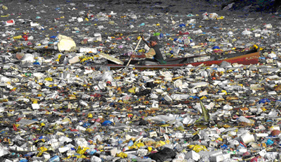 garbage-boat